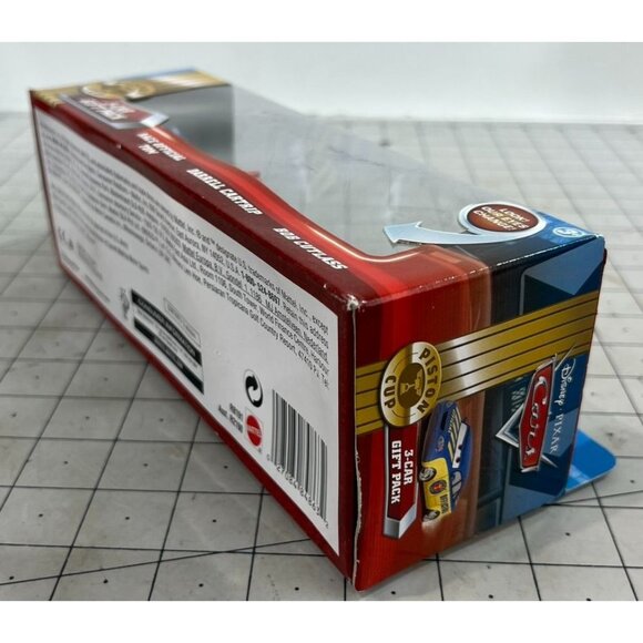 Disney / Pixar CARS Movie Exclusive 1:55 Diecast Piston Cup Nights 3 Car Set NIB - Picture 7 of 10